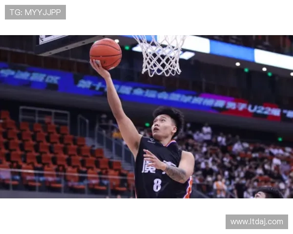 杜锋缺席外教助力战术灵活性提升